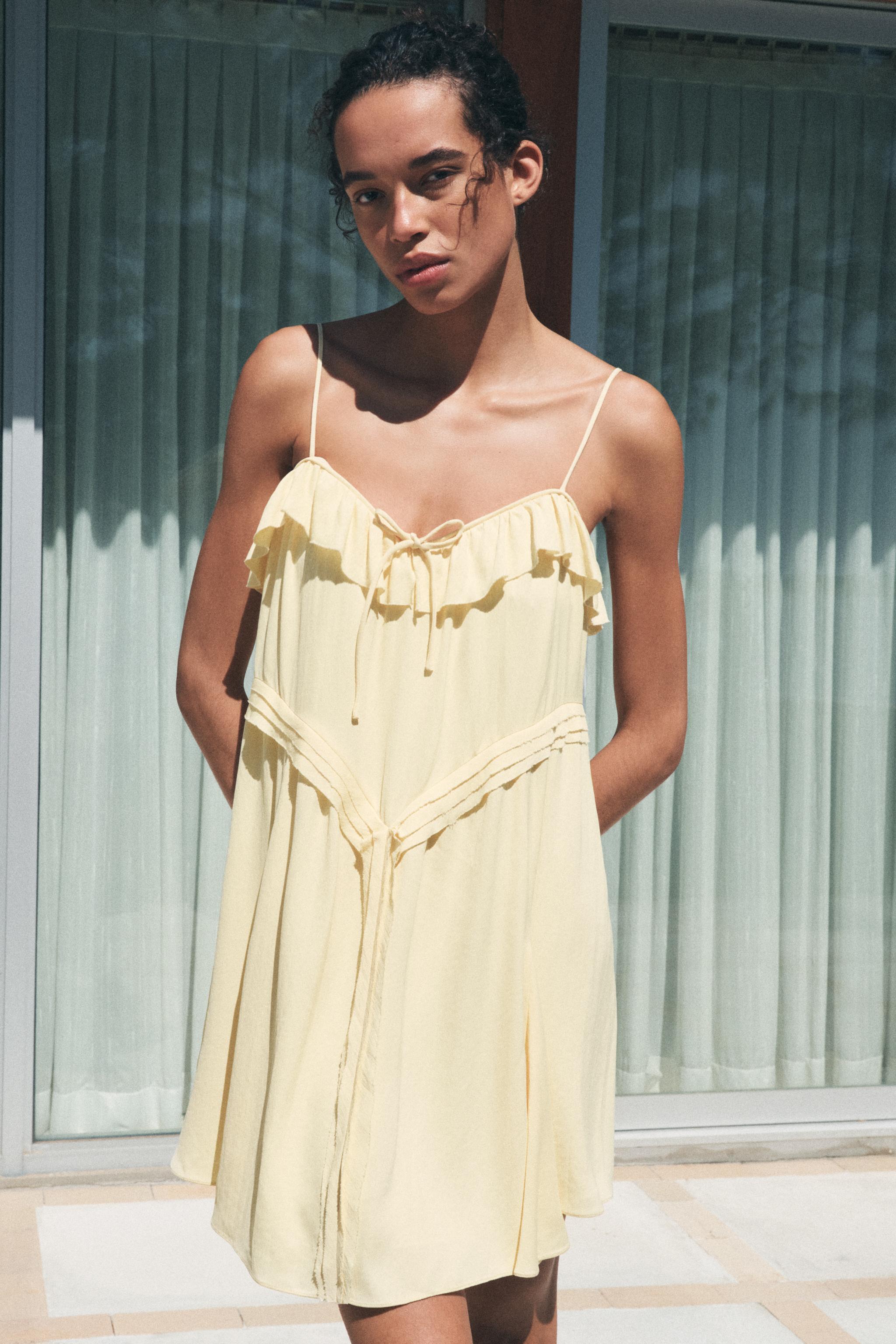 【ZARA】ZWコレクション フリル付きショートワンピース 2725/233 ZWコレクション フリル付きショートワンピース - ライトイエロー