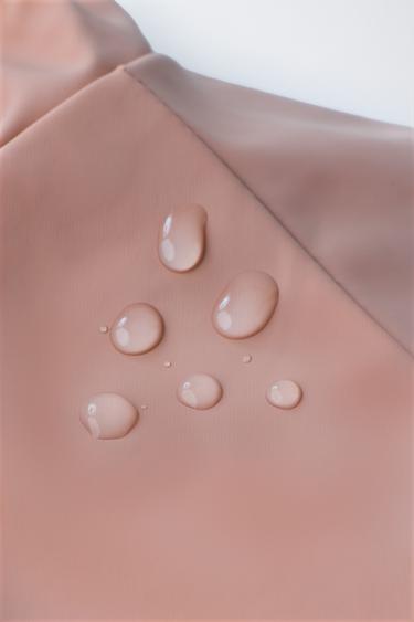 BLOUSON GOMMÉ DÉPERLANT - Rose de Zara - Image 5