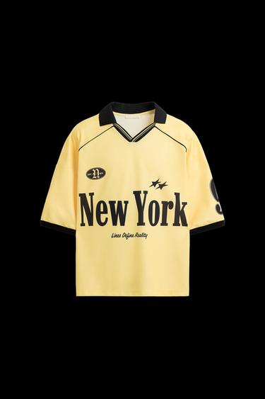 POLO ESTAMPADOS FÚTBOL RETRO - Amarillo claro de Zara - Imagen 0