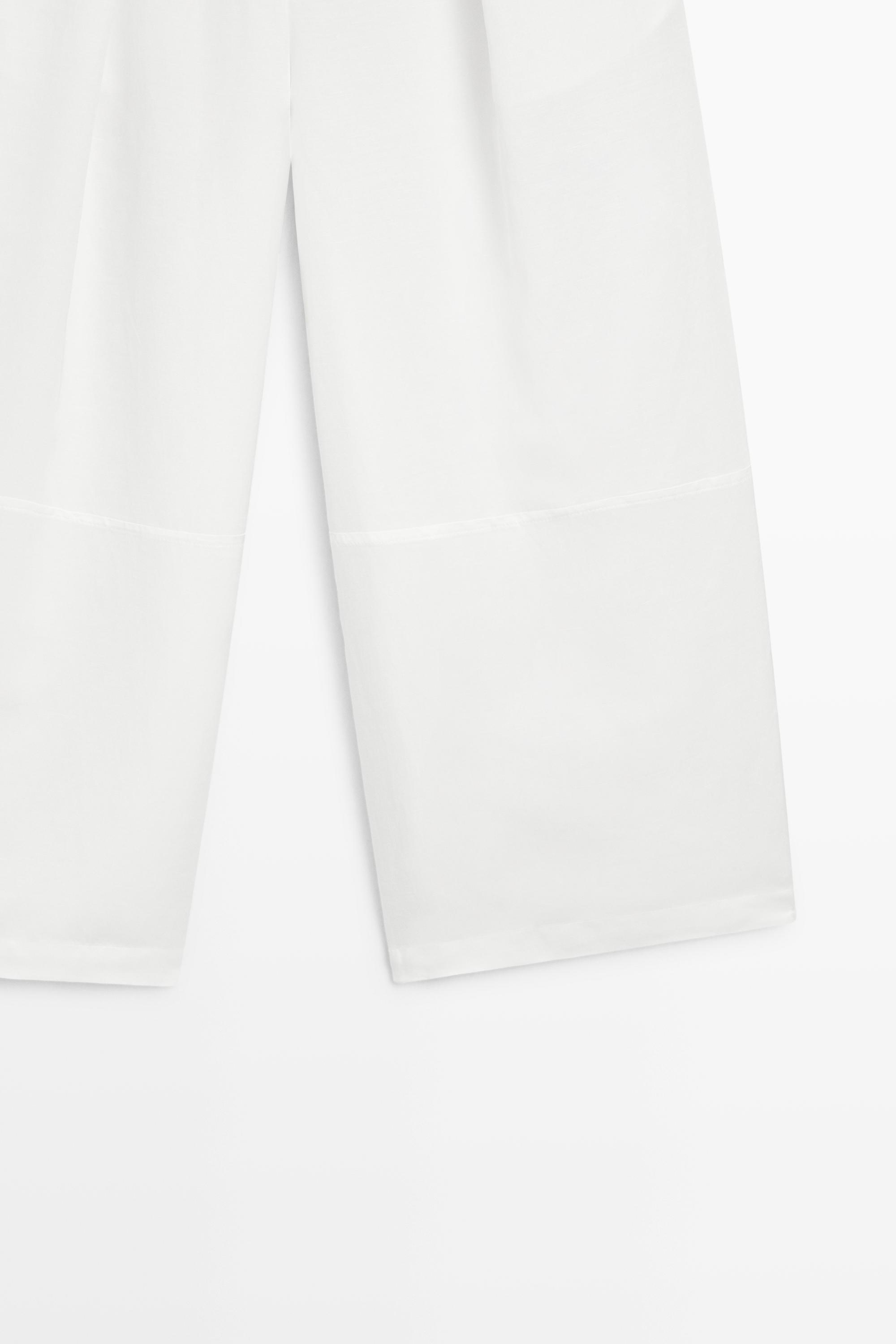 Flowing linen blend pants with seams