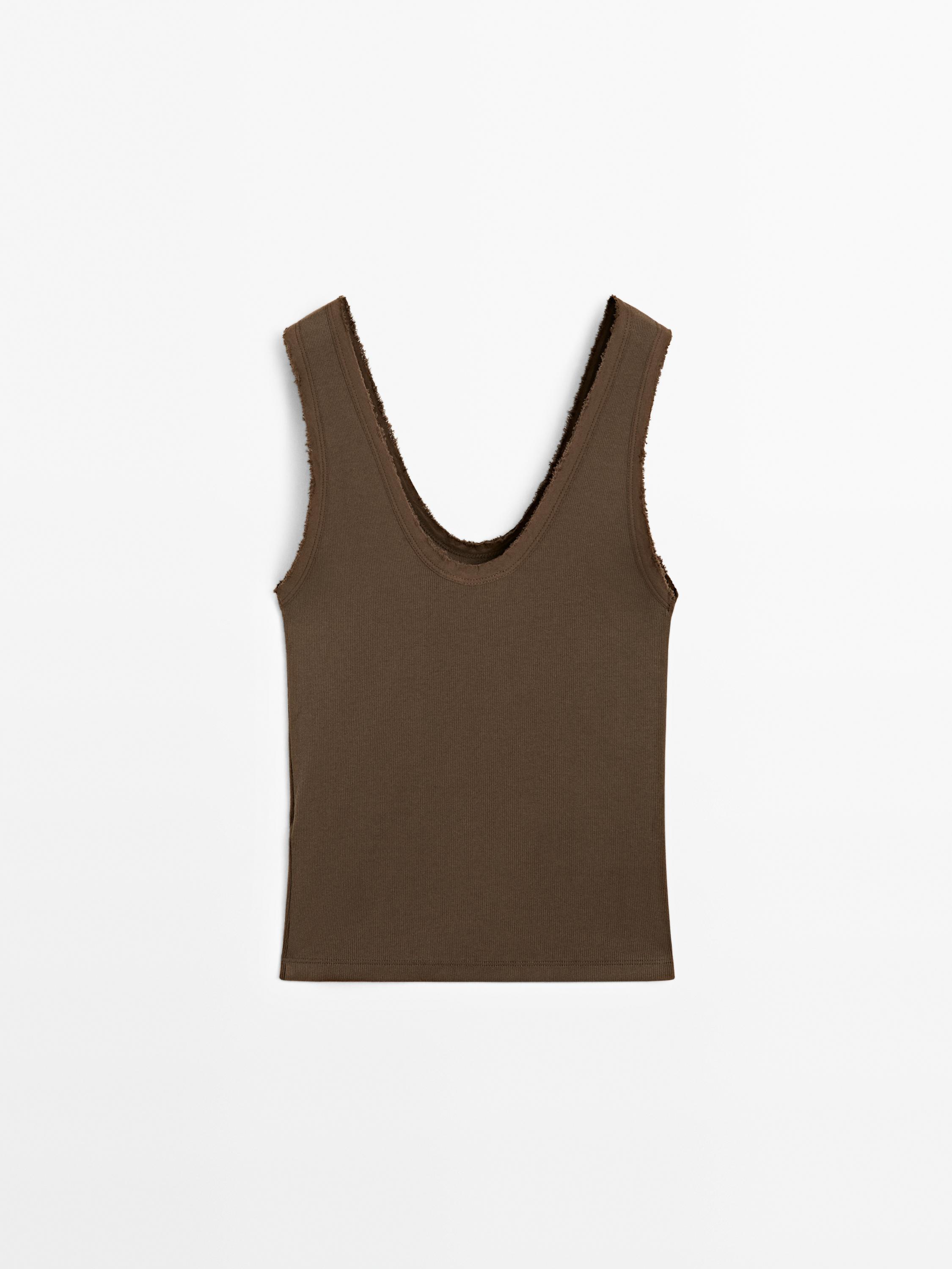 Cotton blend top with frayed piping