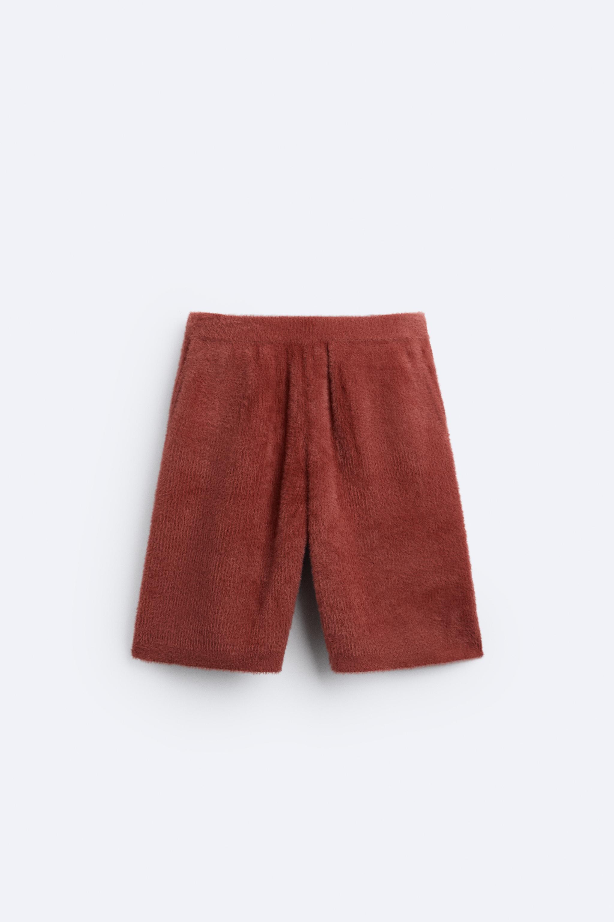 TEXTURED FAUX FUR KNIT SHORTS - Red