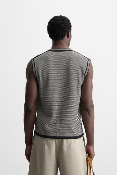 DÉBARDEUR EN MAILLE COUPE DÉCONTRACTÉE - Rayures de Zara - Image 2