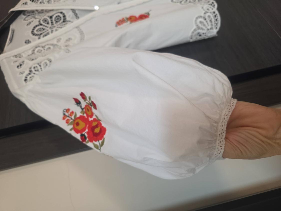 EMBROIDERED BLOUSE - Image 2