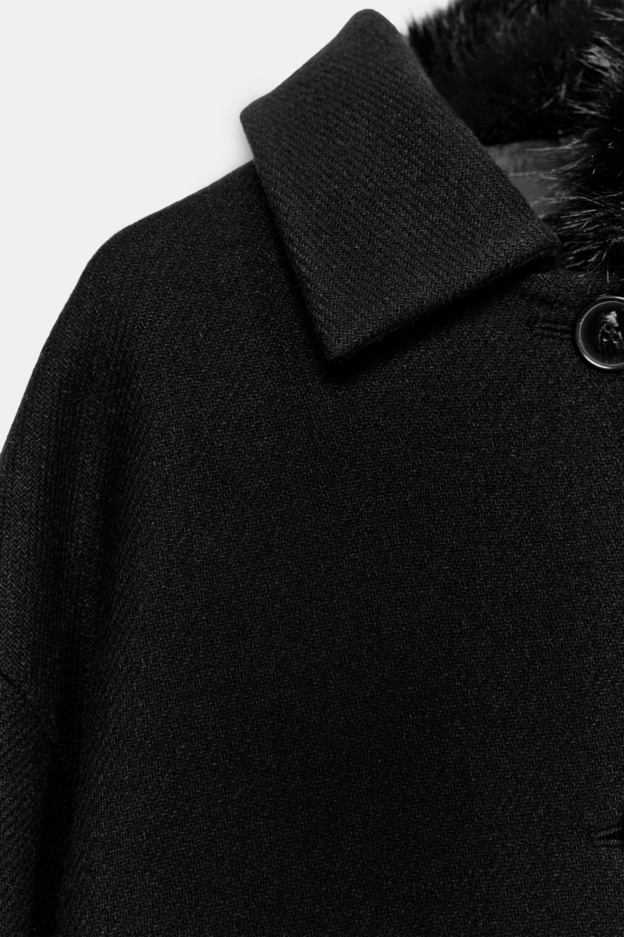 SHORT WOOL COAT WITH FAUX FUR LAPEL