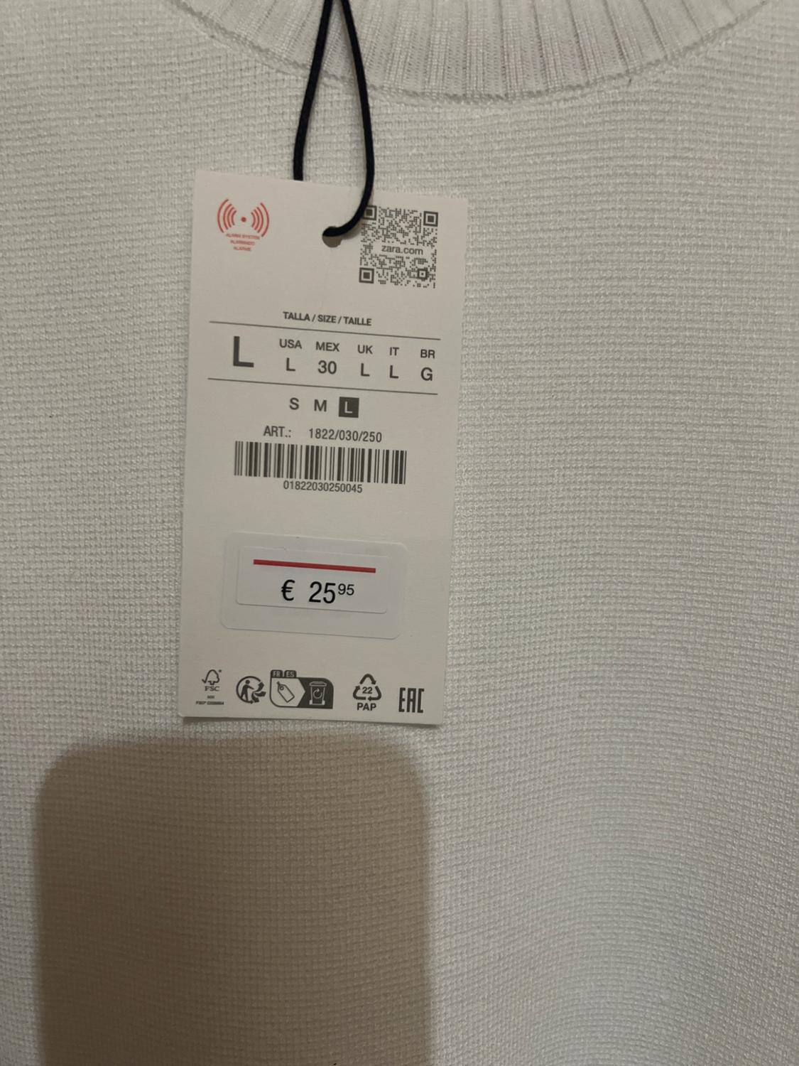 KNIT SHORT SLEEVE JUMPER WITH SHOULDER PADS - Image 3