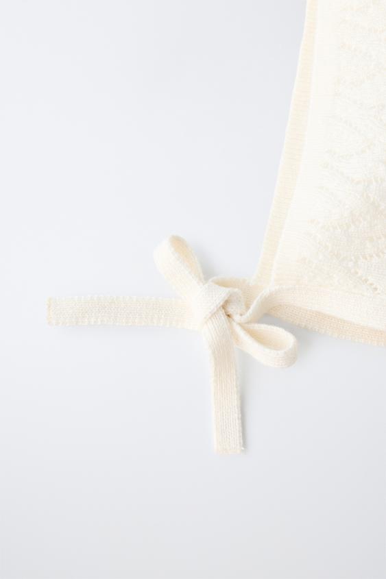 BONNET EN MAILLE EN COTON ET SOIE - Écru de Zara - Image 1