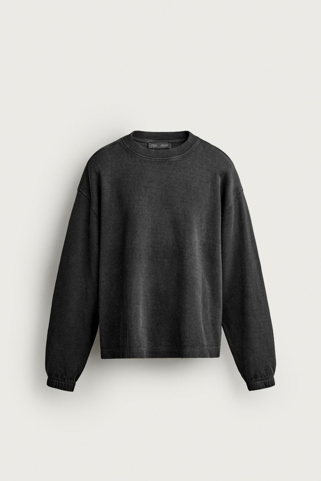 RELAXED FIT TEXTURED SWEATSHIRT