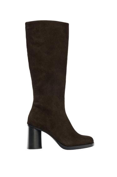 SPLIT SUEDE BOOTS WITH TOPSTITCHING