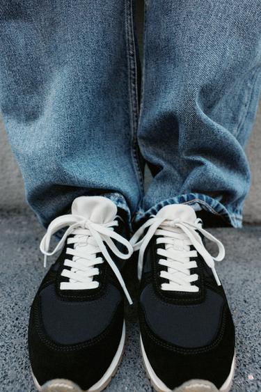 TRAINERS WITH HEEL COUNTER DETAIL - Black by Zara