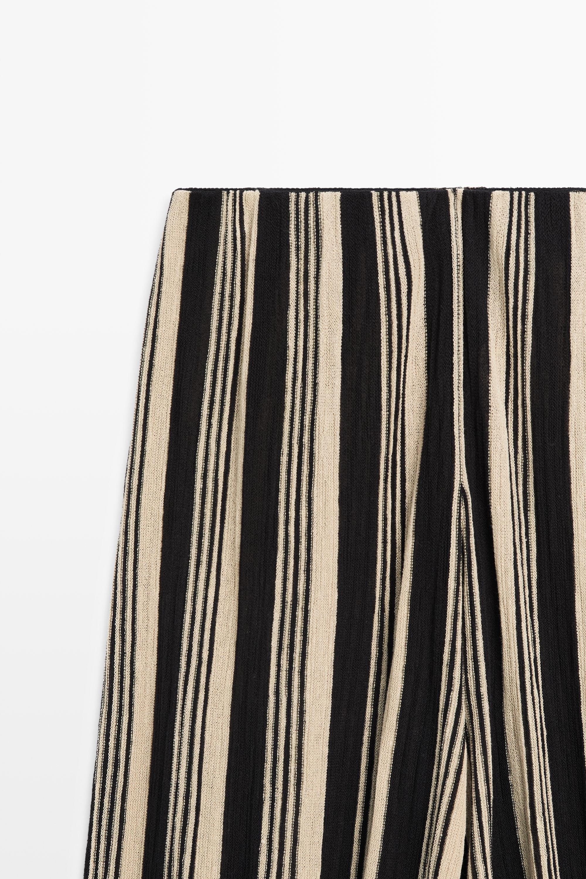 Pantalon bouffant rayé total look