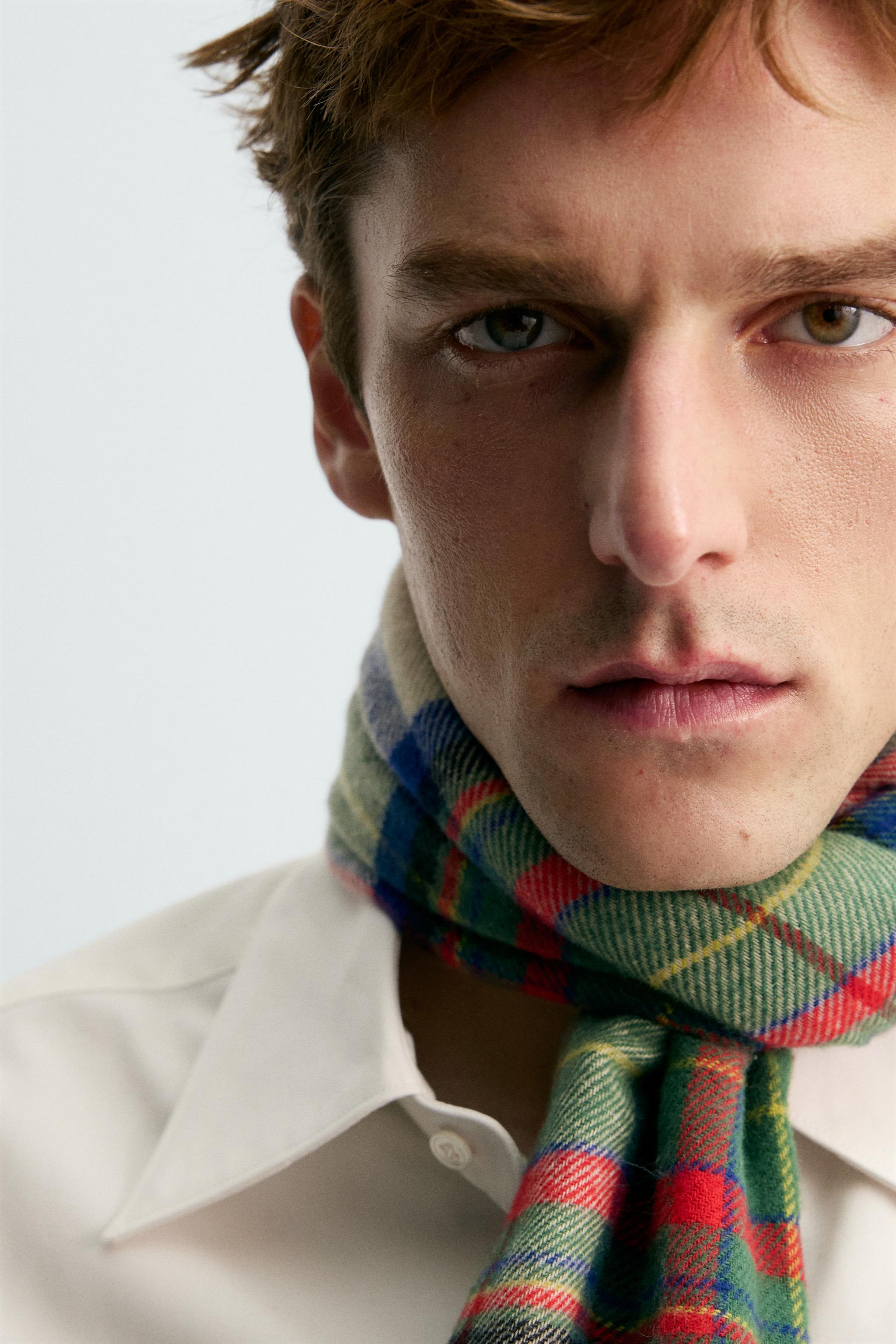 CHECK COTTON FOULARD AARON LEVINE X ZARA