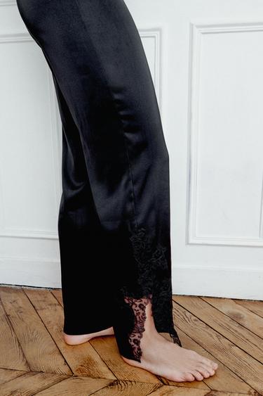 מכנסי סאטן עם תחרה - שחור של Zara