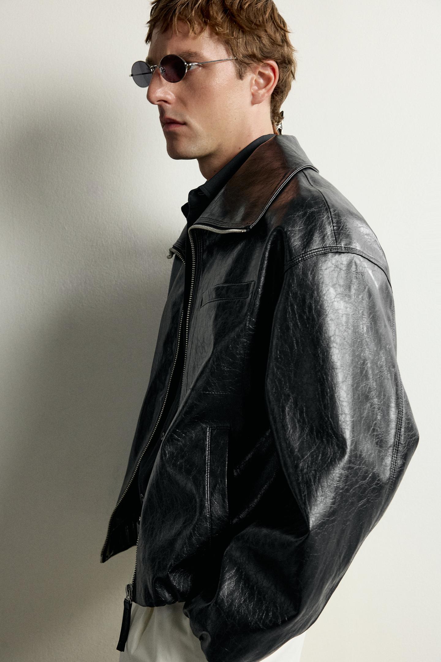 Мужская куртка Zara Faux Leather Cropped Jacket, цвет: Чёрный — фото 9