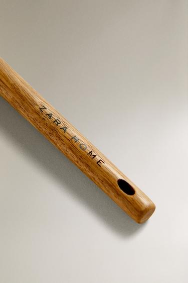 SILICONE AND WOODEN SPATULA - Cream by Zara - Image 4