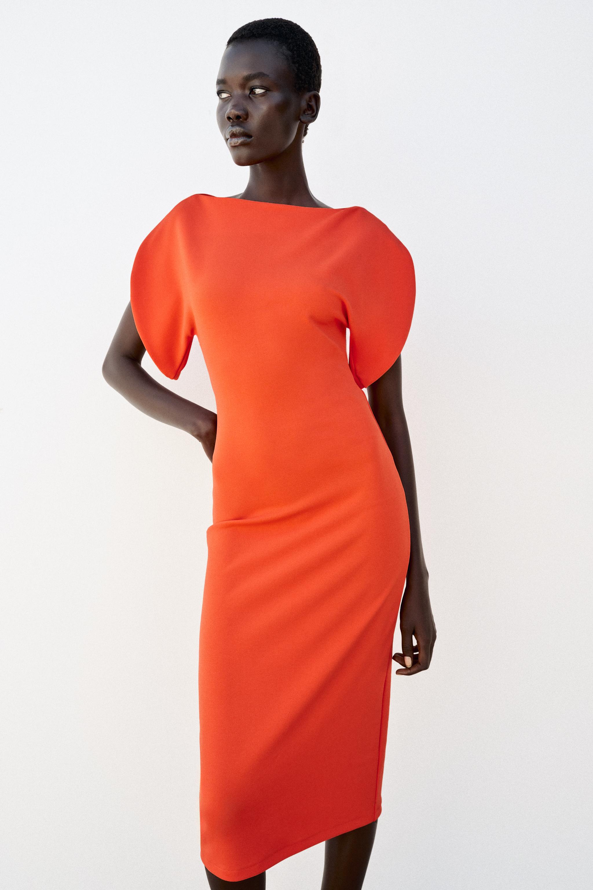 VOLUMINOUS MIDI DRESS