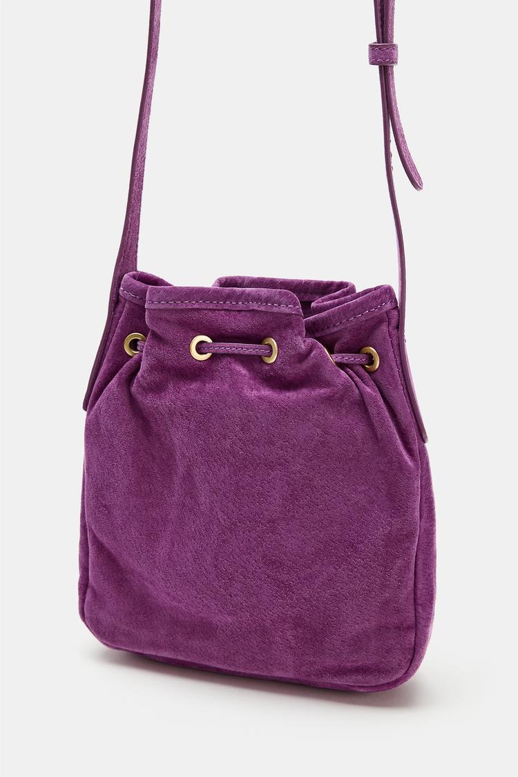 BOLSA CRUZADA DE CUERO MINI CON FRUNCES 4