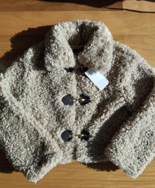 FAUX FUR JACKET WITH FIREMAN CLASP - Image 4