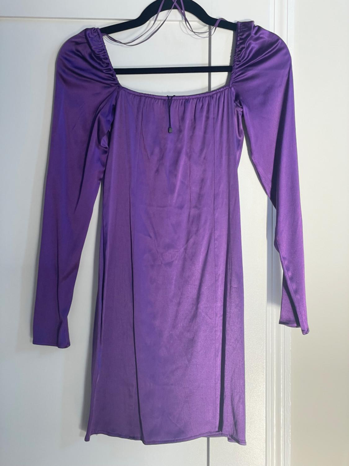 VESTIDO SATINADO FRUNCES - Image 3
