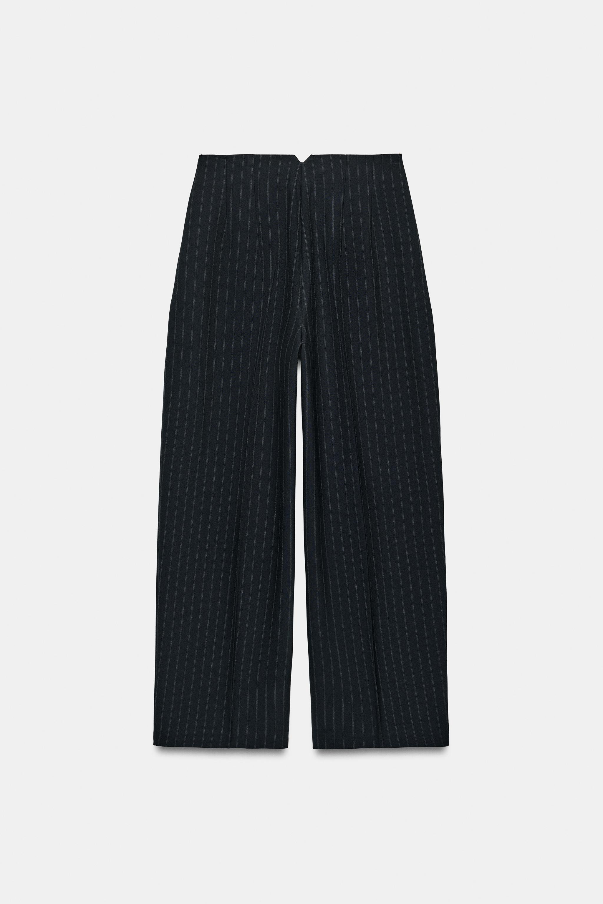 HIGH-RISE BARREL-LEG PANTS