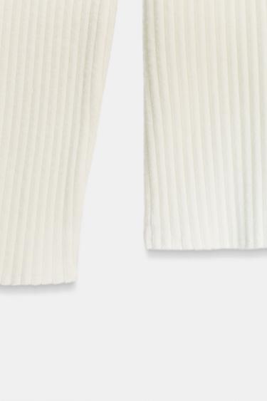 TOP ASYMÉTRIQUE DOUX CANNELÉ - Écru de Zara - Image 6