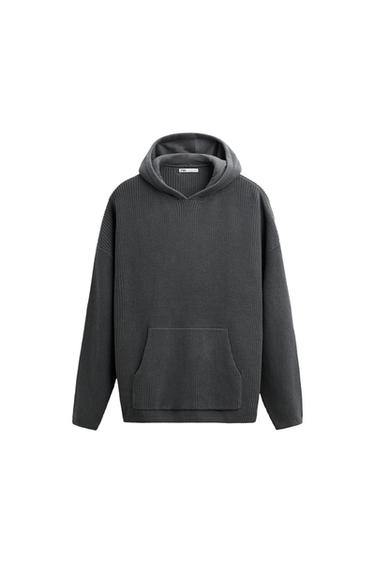 STRUCTURED SWEATER WITH HOOD