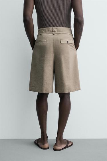 BERMUDA RELAXED FIT À PLIS ET CEINTURE - Marron clair de Zara - Image 2