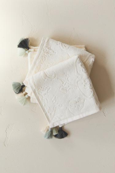 LOT SERVIETTES INVITÉS POMPONS (LOT DE 3) - Écru moyen de Zara - Image 5