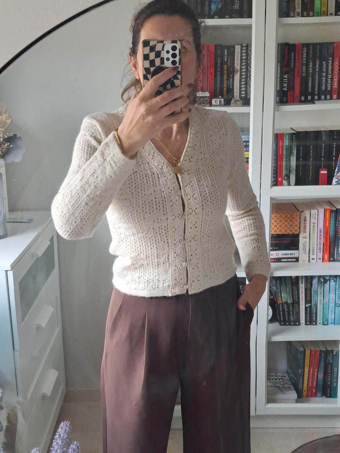 ROMANTIC POINTELLE KNIT CARDIGAN - Image 4