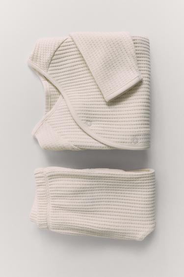 TEXTURED T-SHIRT AND LEGGINGS SET - Ecru by Zara