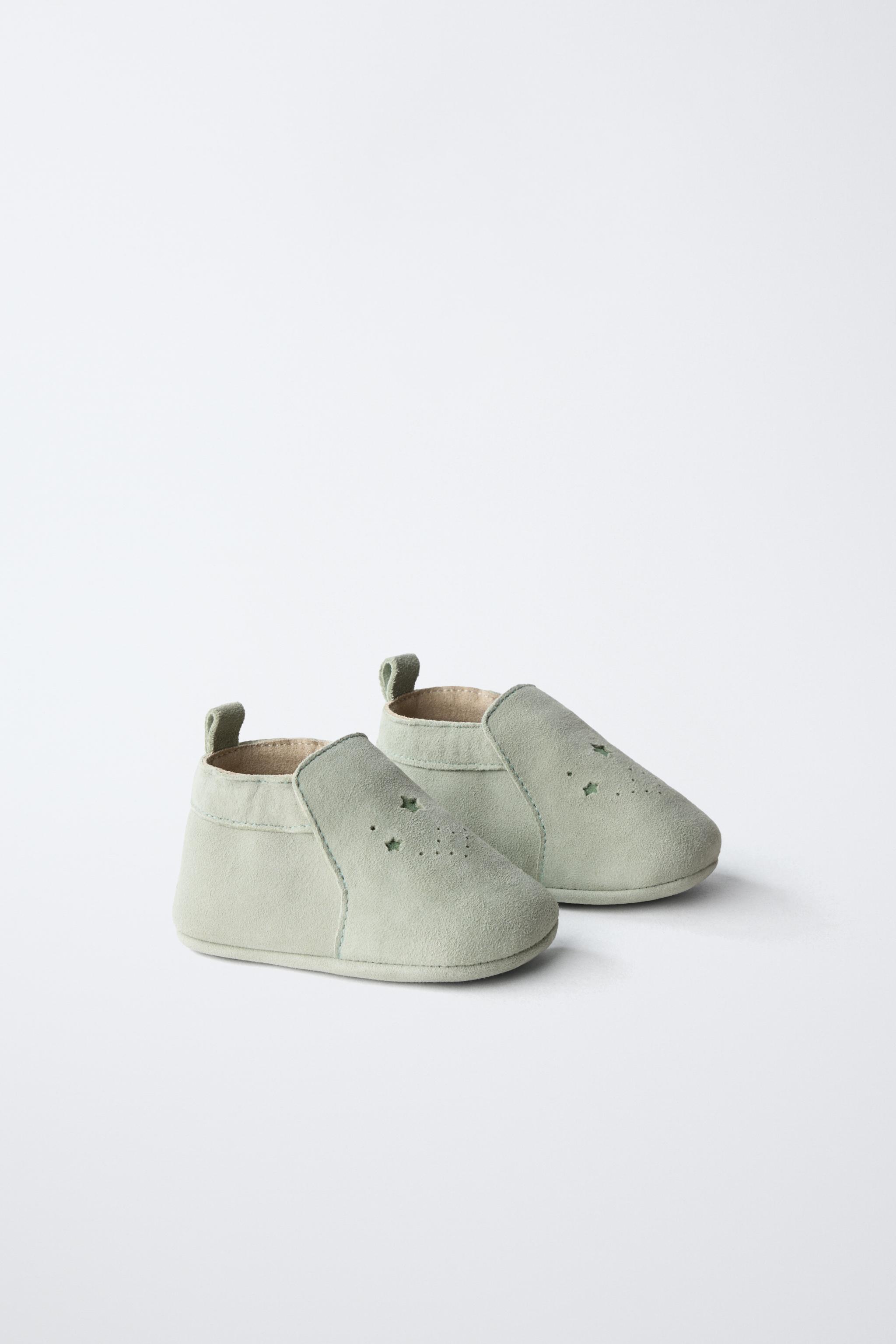 CHAUSSURES EN CUIR