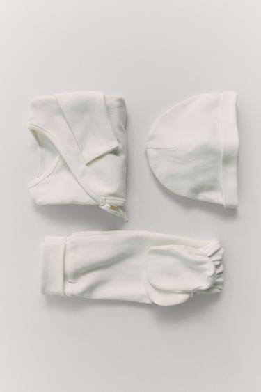 Zara 新生兒套裝和收納袋 - 磨白色
