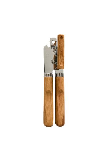OAK WOOD MANUAL TIN OPENER - بني فاتح الخاص بـ Zara
