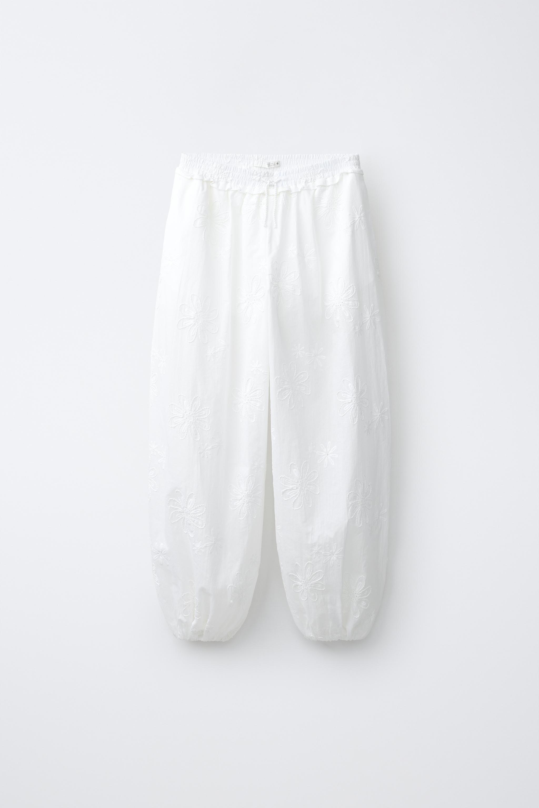 EMBROIDERED FLORAL BLOOMER PANTS