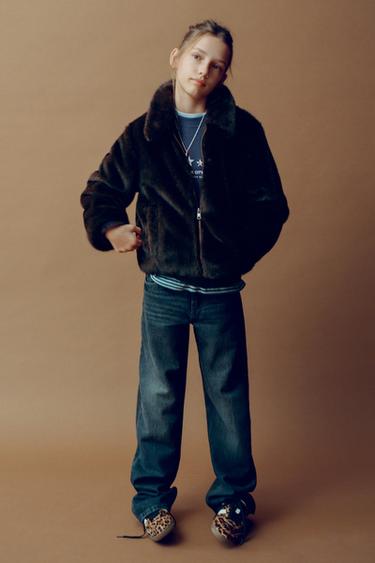 CAZADORA BOMBER EFECTO PELO - Visón de Zara