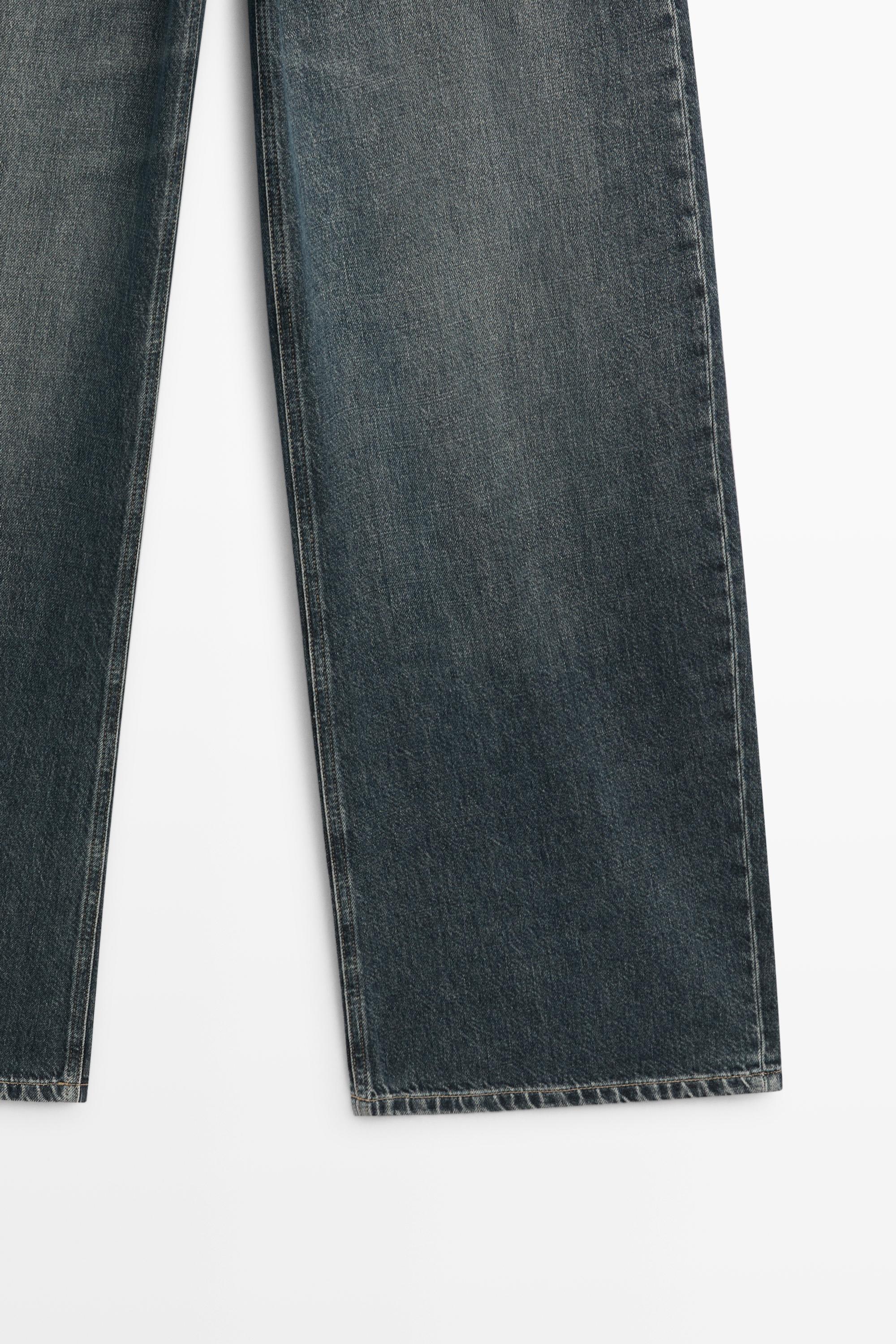 High-waist relaxed barrel fit jeans