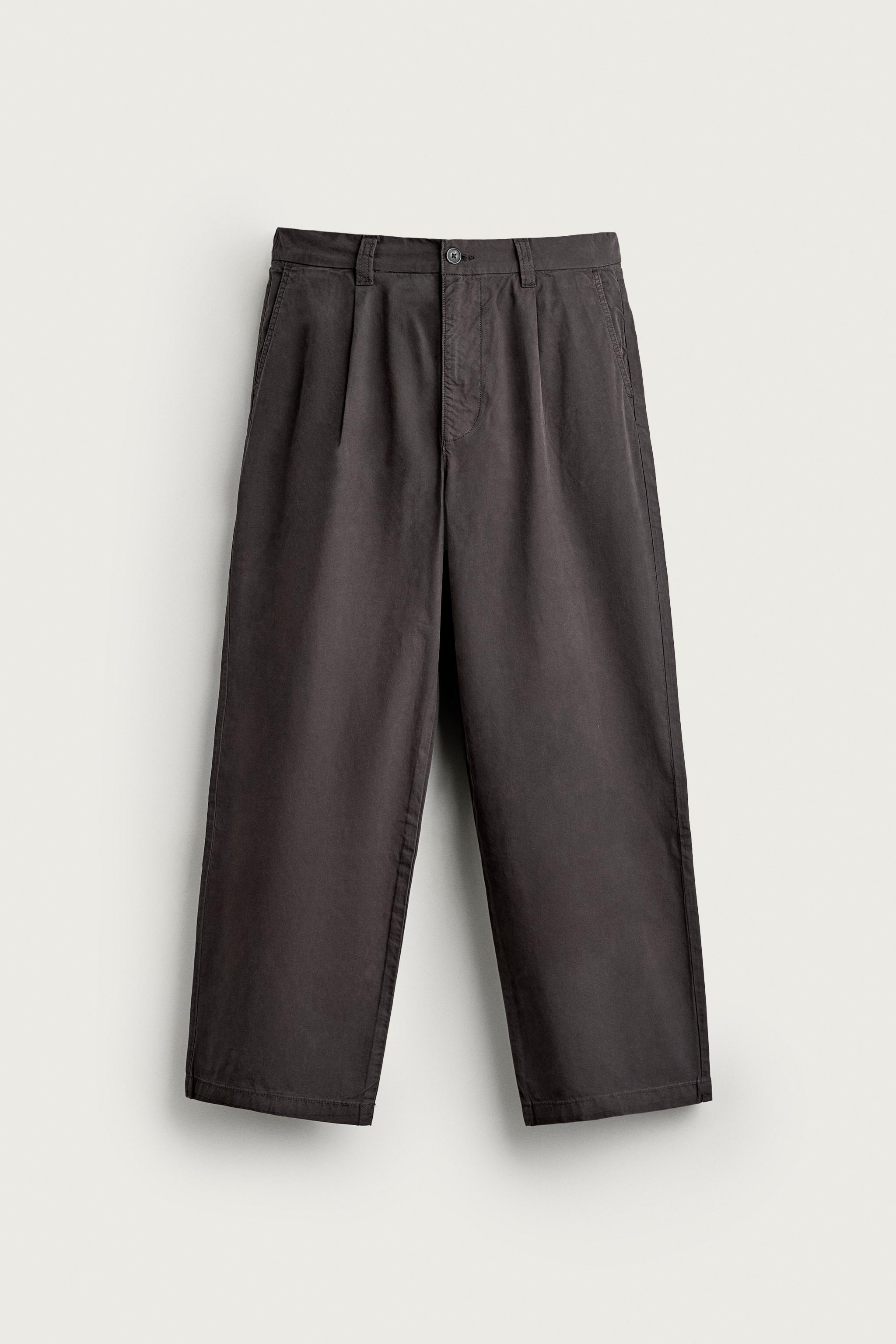 PANTALÓN CHINO RELAXED FIT PLIEGUES
