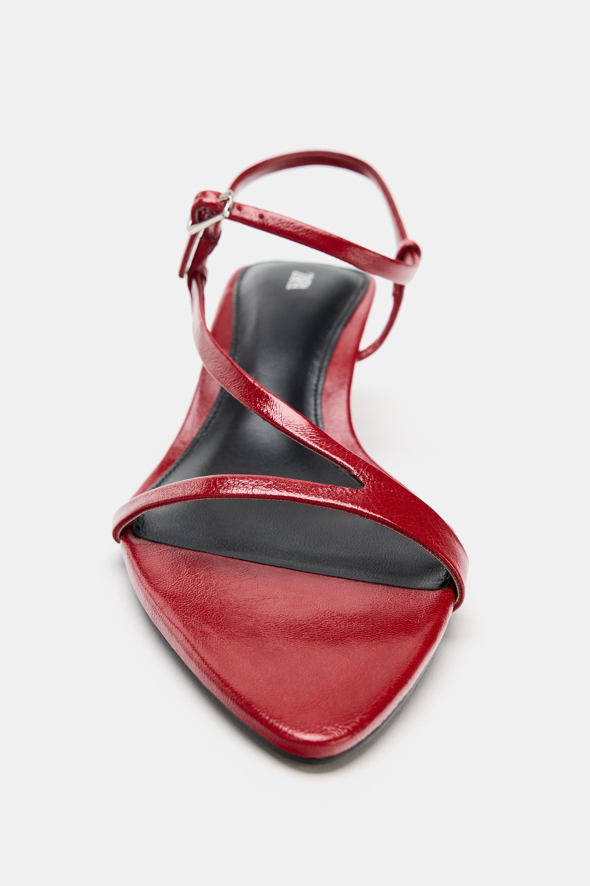 LEATHER KITTEN HEEL SANDALS