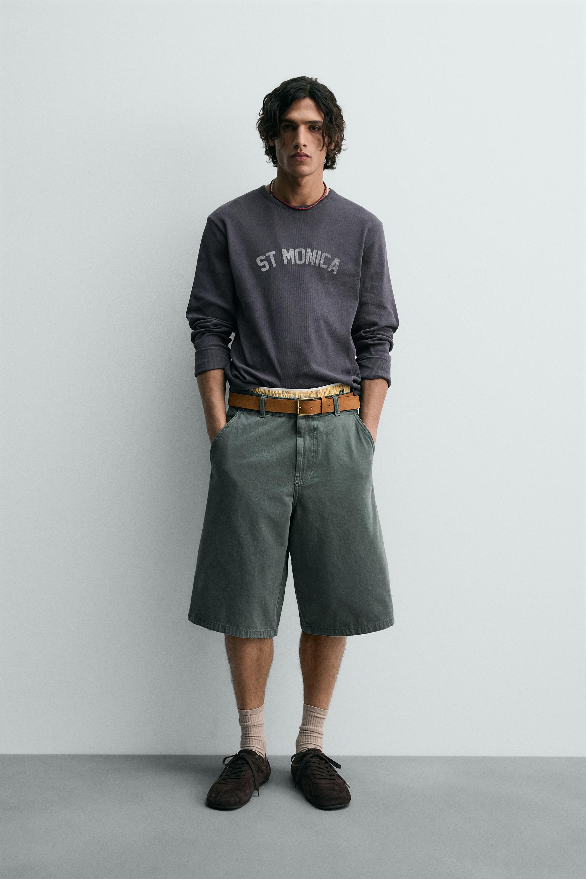 SHORT RELAXED FIT