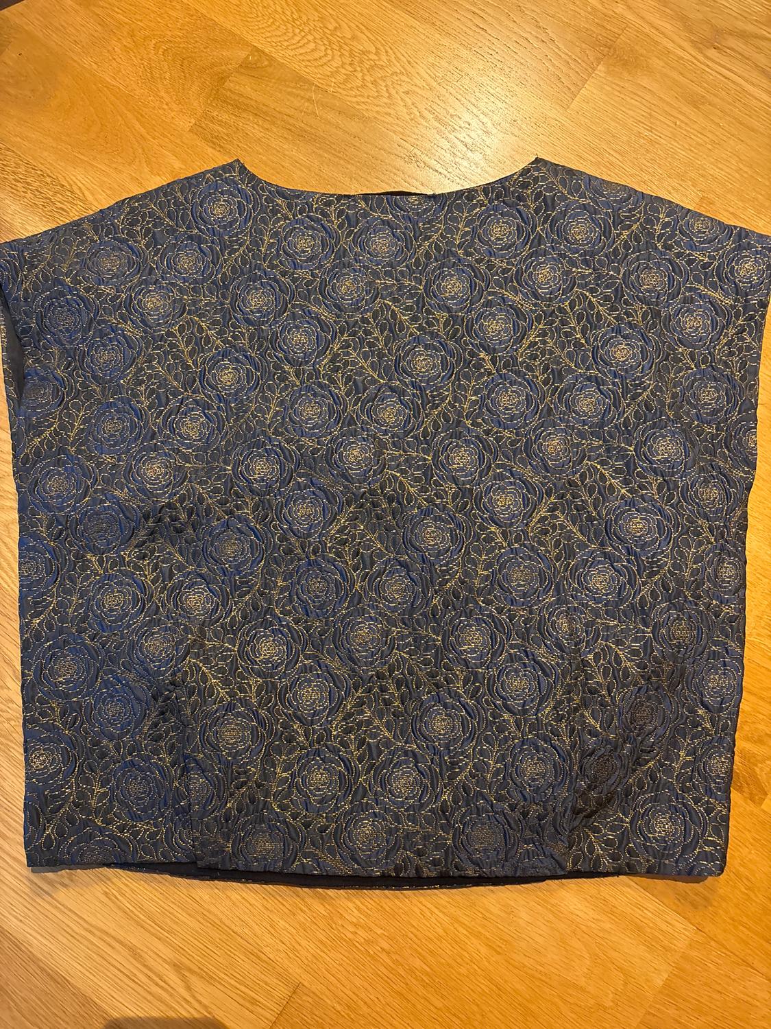 BASIC COLLECTION TOP WITH BEADS - Image 2