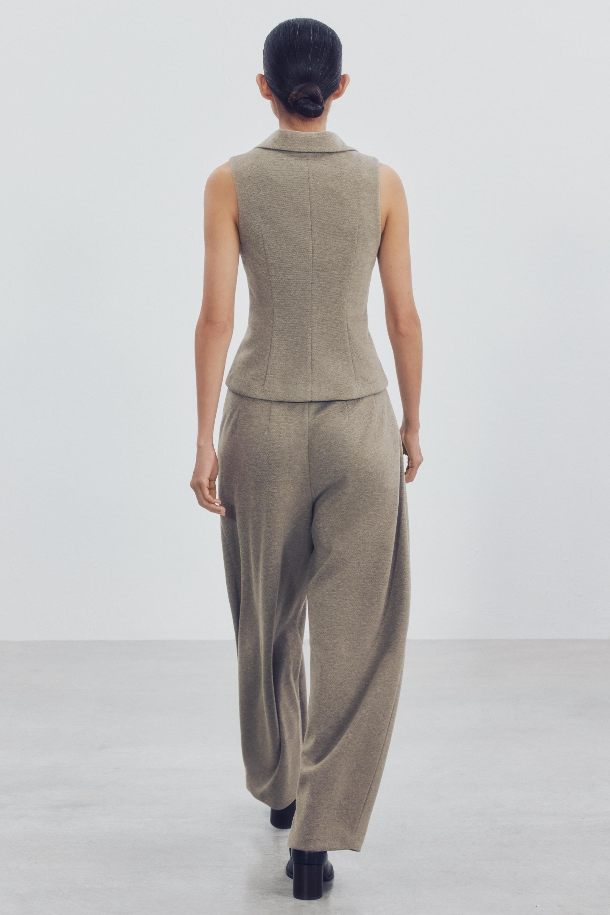 TAILORED VEST