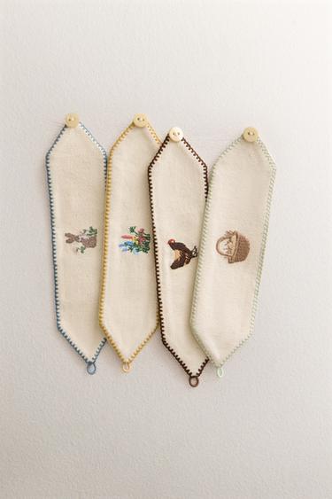 LOT DE RONDS DE SERVIETTE BRODERIE PÂQUES (LOT DE 4) - Écru de Zara