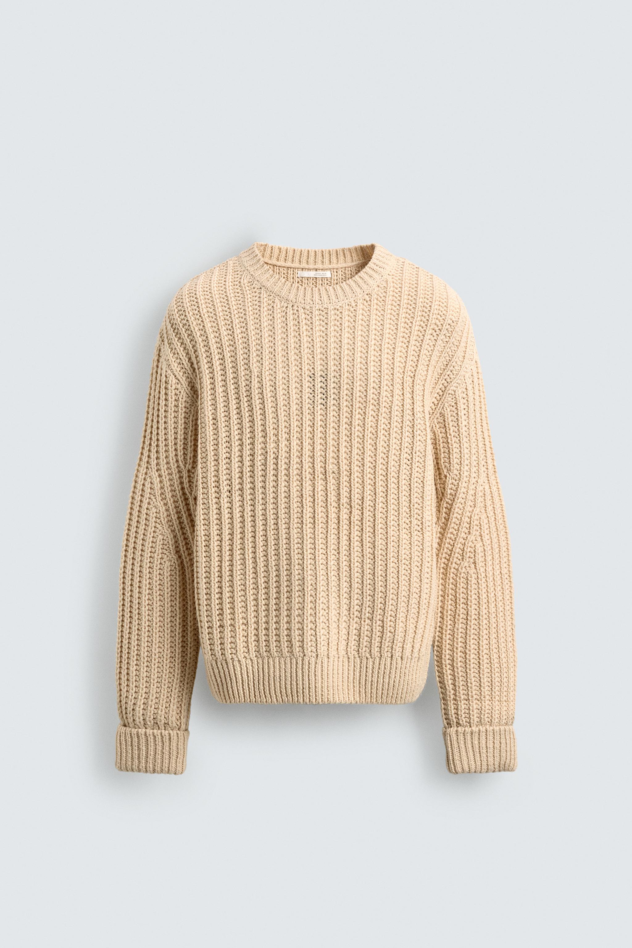 VOLUME TEXTURED JUMPER