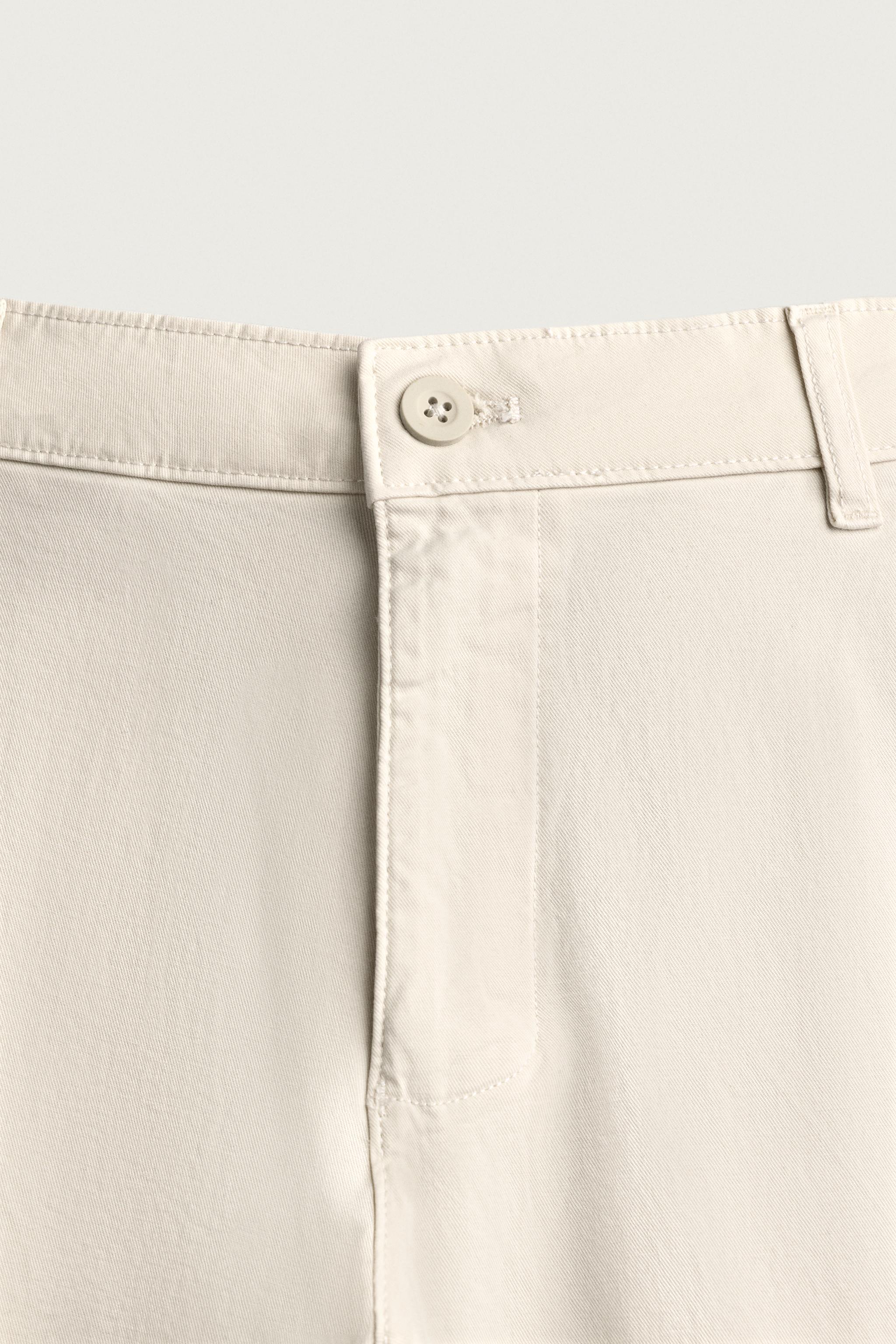 SKINNY FIT CHINO PANTS
