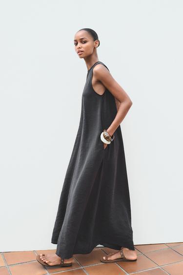FLOWING VOLUMINOUS MIDI DRESS - Black by Zara