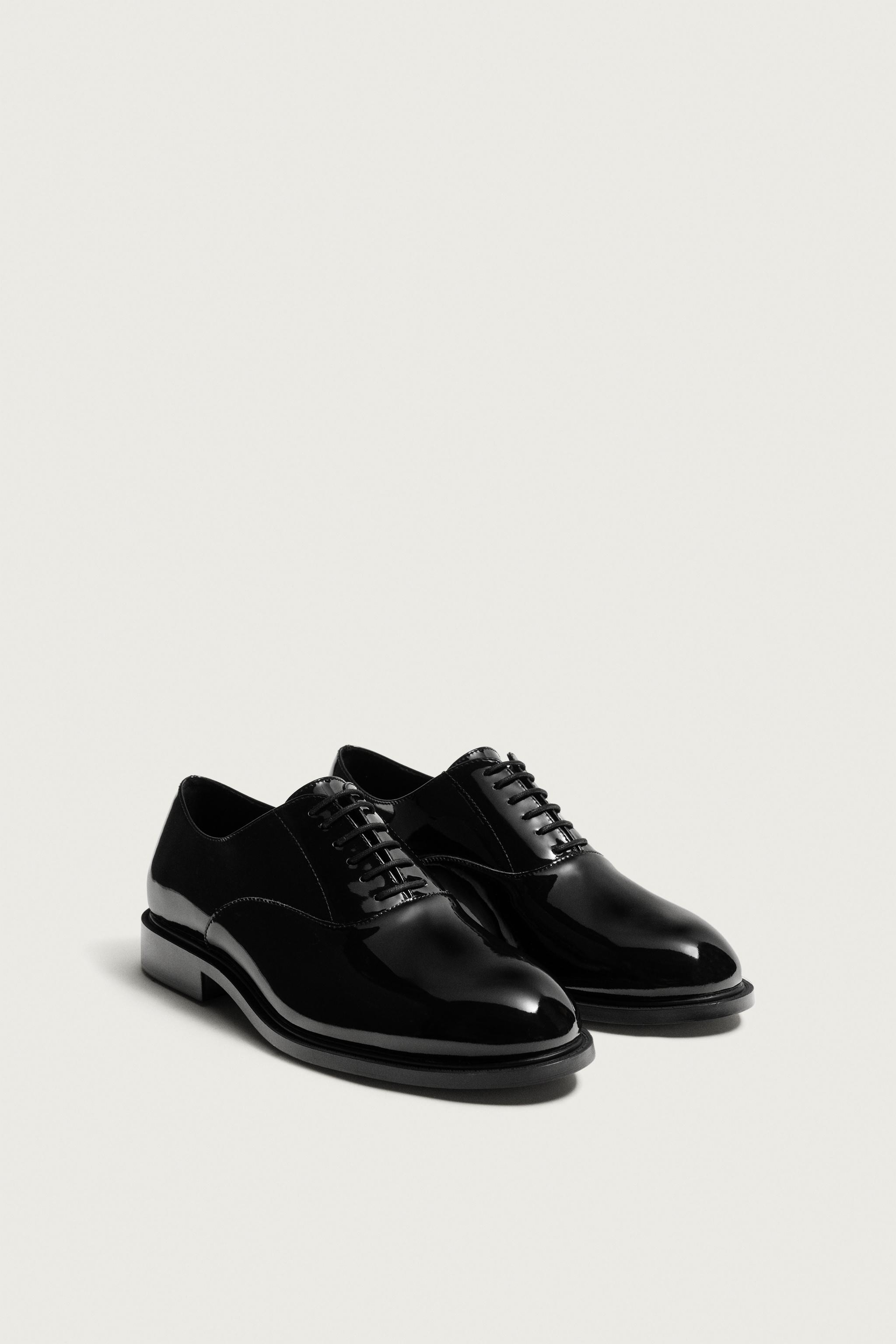 PATENT LEATHER EFFECT DRESS SHOES — Black