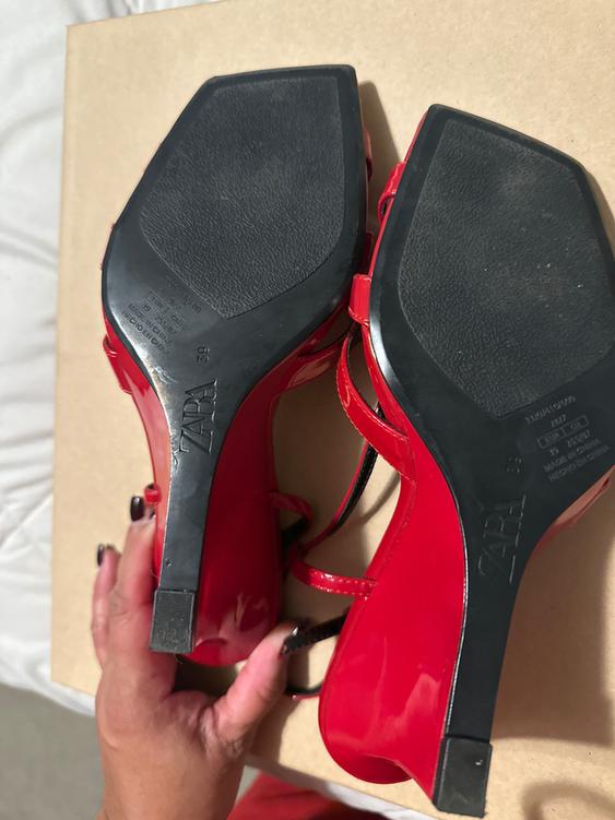 RED PATTEN LEATHER WEDGES - Image 2