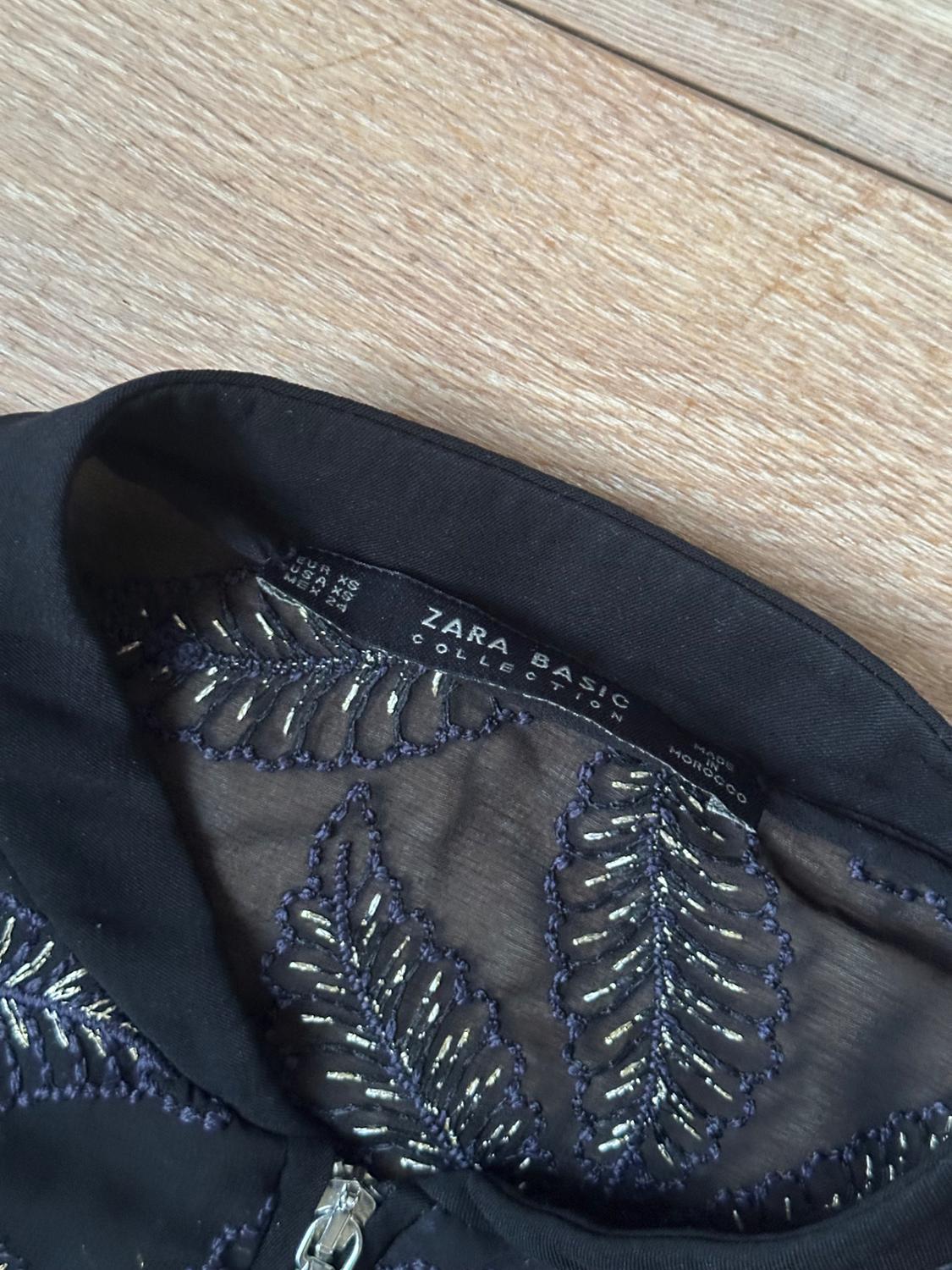 BLACK SHEER BOMBER JACKET WITH GOLD LEAF EMBROIDERY - Image 4