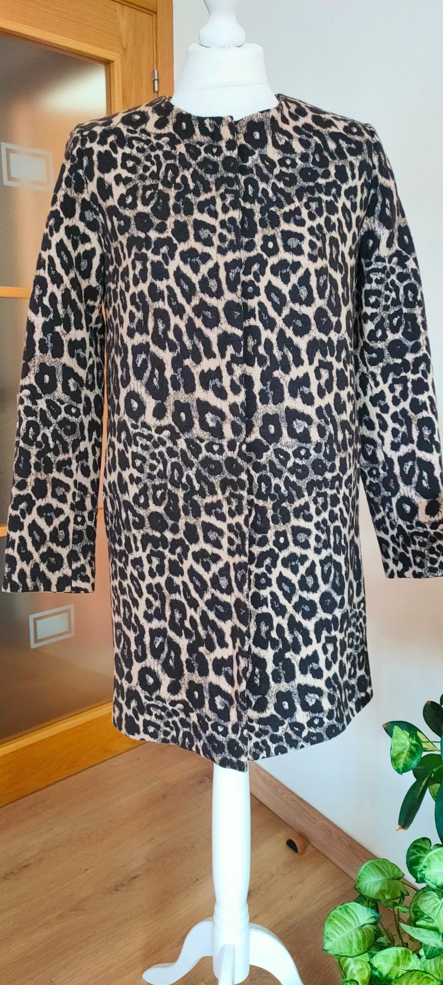 LEOPARD PRINT JACQUARD COAT