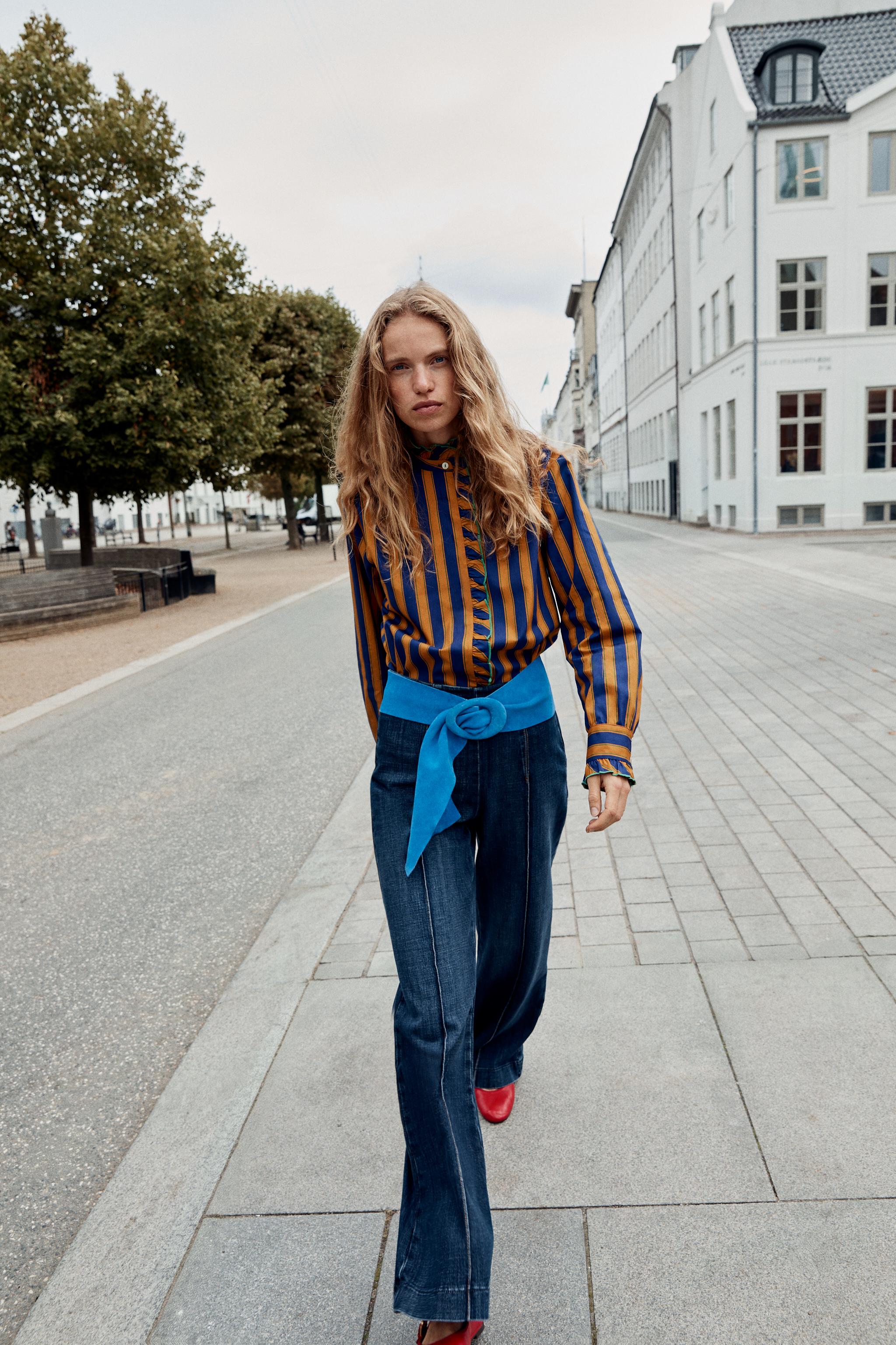 Zara ÇİZGİLİ VOLANLI BLUZ
